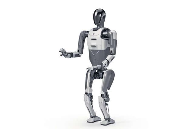 SmartBot X200 - Your Intelligent AI Assistant